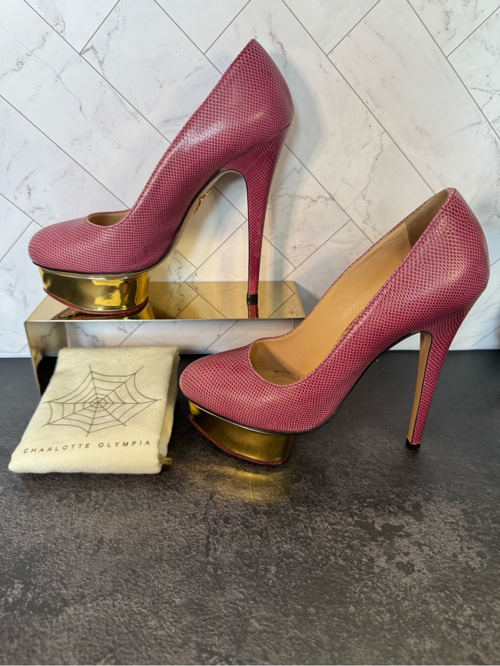 Charlotte Olympia Pink Dolly Lizard-Textured Platform Pumps Heels, Size 36.5